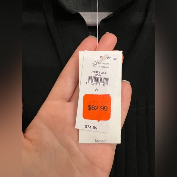 Banana Republic Pleated Blouse - Picture 8 of 12